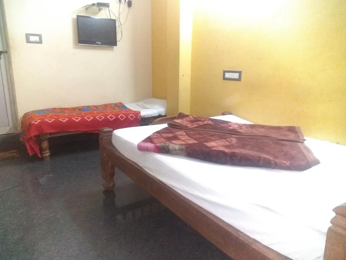 Lodge Happy Stays @ Hk Residency Mysore